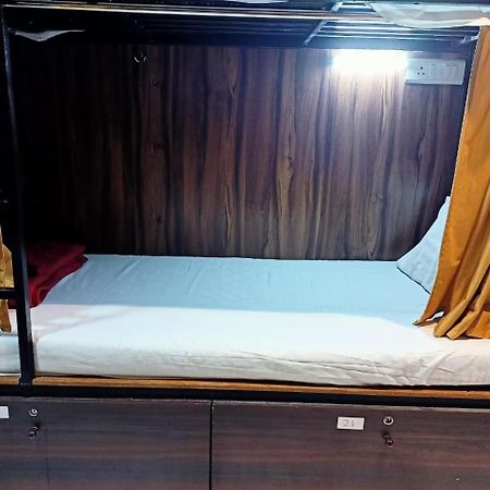 孟买 Golden View Dormitory酒店 外观 照片