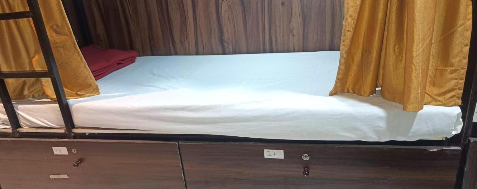 孟买 Golden View Dormitory酒店 外观 照片